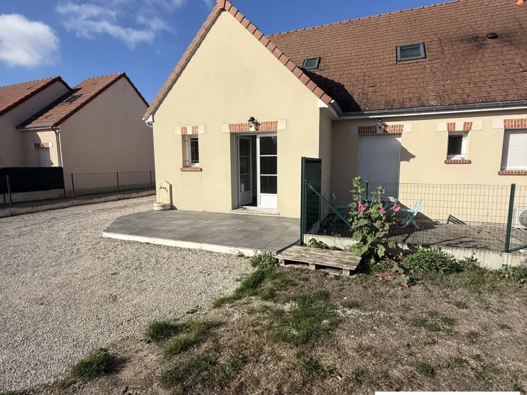 Maison F3 récente avec jardin